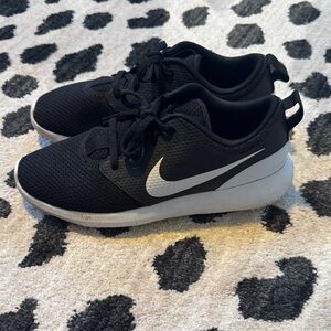 Nike Kids Black and White Golf Shoes